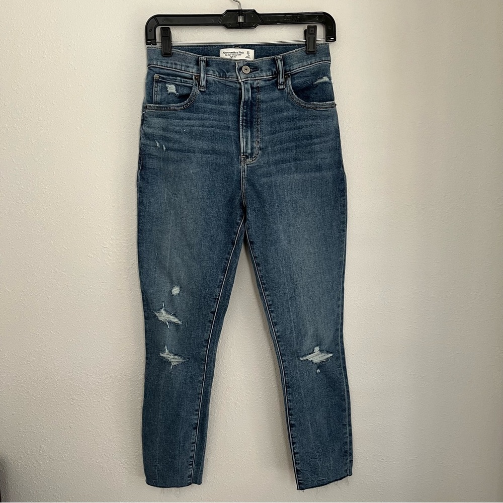 Abercrombie & Fitch The Super Skinny Ankle High Rise 27 / 4S